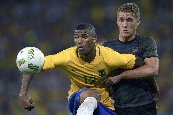 Confronto entre brasileiros e alemães pela final olímpica foi disputado no Estádio Maracanã