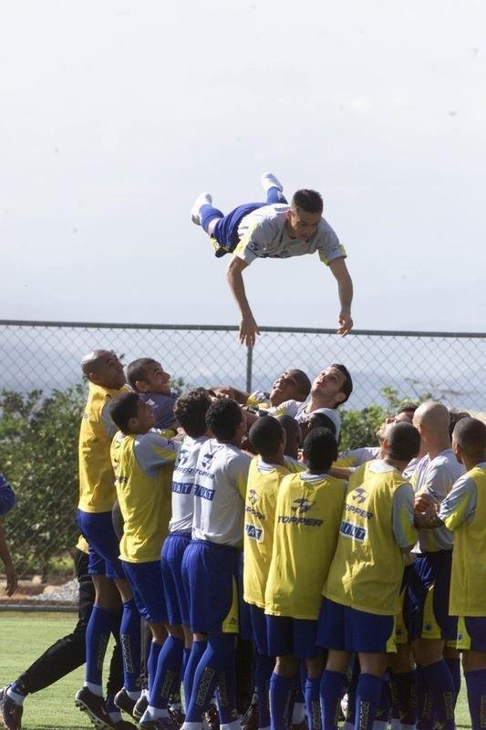 AGOSTO - Dia a dia de treinos do Cruzeiro na temporada que culminou com a Trplice Coroa