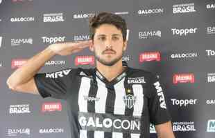 Defensor Igor Rabello deixou o Botafogo para assinar por cinco anos com o Atltico 