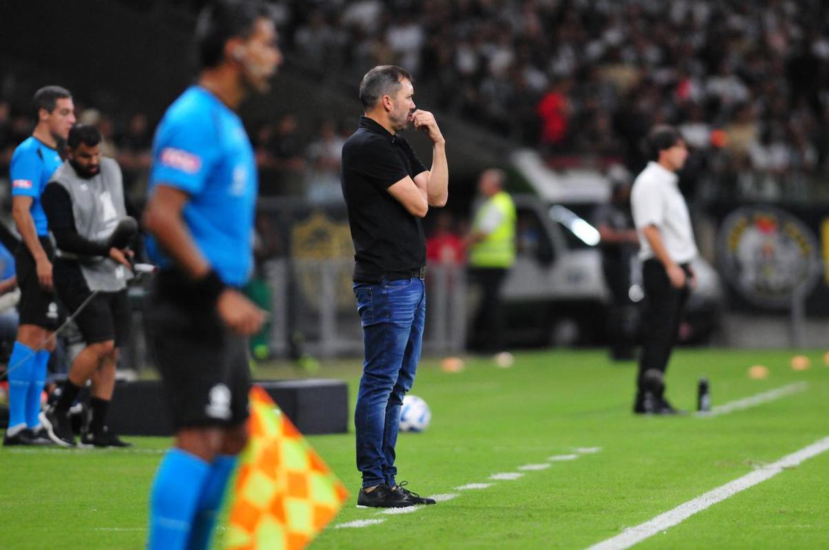 Fotos do jogo entre Atltico x Libertad, pela Copa Libertadores