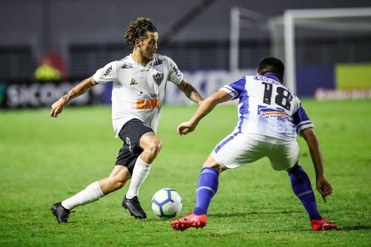 Imagens do jogo disputado no estdio Rei Pel