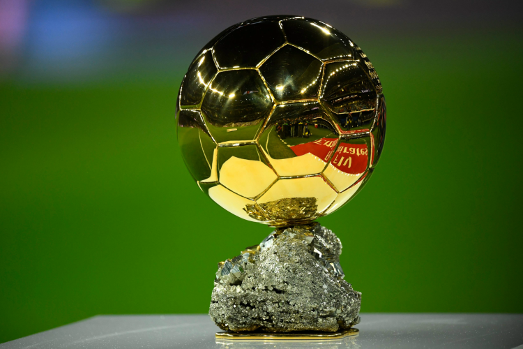 Lewandowski supera Messi e Salah e é eleito melhor jogador do mundo -  Superesportes