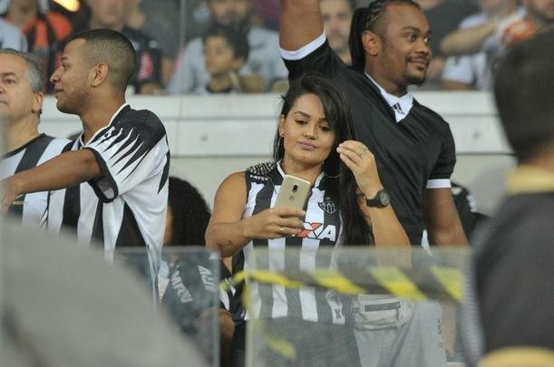 Fotos da torcida em Atltico x Zamora, no Mineiro