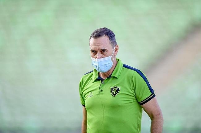 O Amrica recebeu o Tombense neste sbado (19), em jogo vlido pela 11 rodada do Campeonato Mineiro. Sem pblico, a partida foi realizada no Estdio Independncia, em Belo Horizonte.