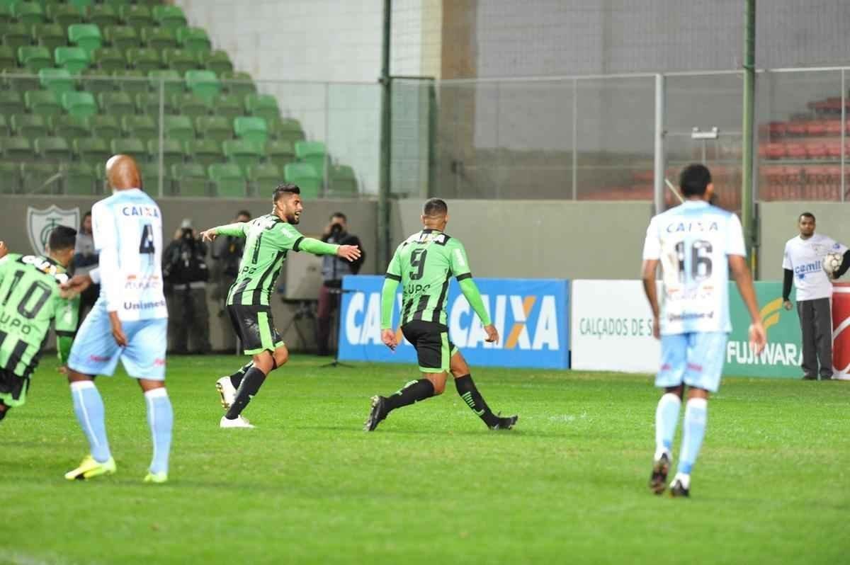 Amrica e Londrina se enfrentaram no Independncia, pela 18 rodada da Srie B do Brasileiro