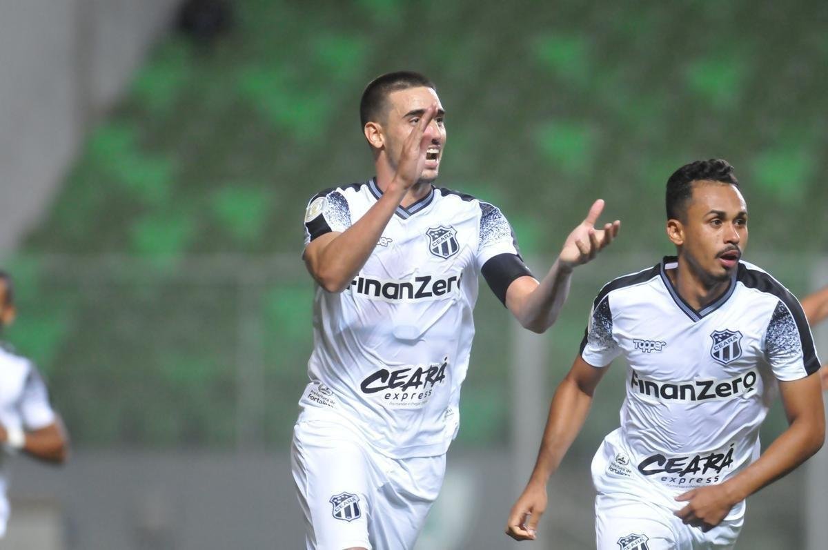 Fotos da vitria do Atltico sobre o Cear, por 2 a 1, no Independncia, com gols de Otero e Luan. Thiago Gallhardo descontou para os cearenses