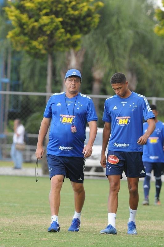 Fotos do treino do Cruzeiro desta quinta-feira, na Toca da Raposa II (crdito: Juarez Rodrigues/EM D.A Press)
