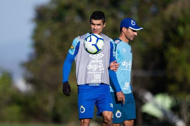 Sob o comando de Rogério Ceni, Cruzeiro treinou nesta sexta-feira na Toca da Raposa para o duelo contra o Santos, pela 15° rodada do Campeonato Brasileiro
