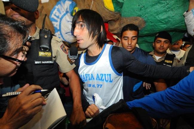 Ernesto Faras (2010) - contratado ao Porto, o argentino chegou sob grandes expectativa  Toca, uma vez que havia se destacado por Estudiantes e River Plate, especialmente. Ele tambm acumulava experincias no Palermo, da Itlia. O atacante, no entanto, virou um fardo para o Cruzeiro. Disputou apenas 34 jogos e marcou oito gols. Faras tinha um alto salrio. Cada tento custou aos mineiros 387 mil dlares.