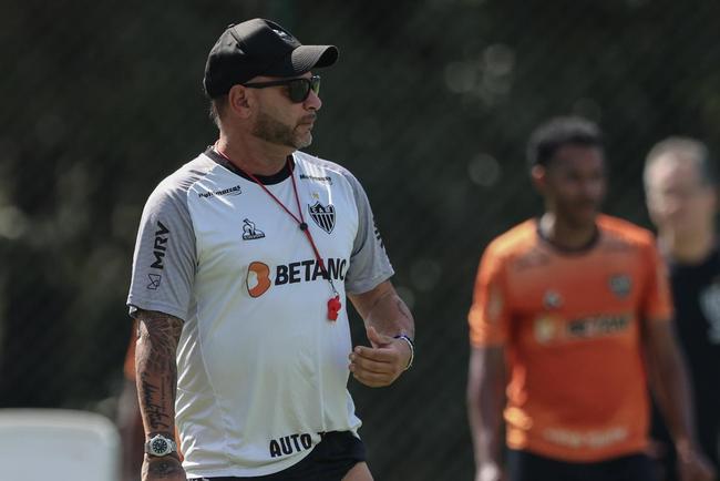 Fotos do treino do Atlético neste domingo
