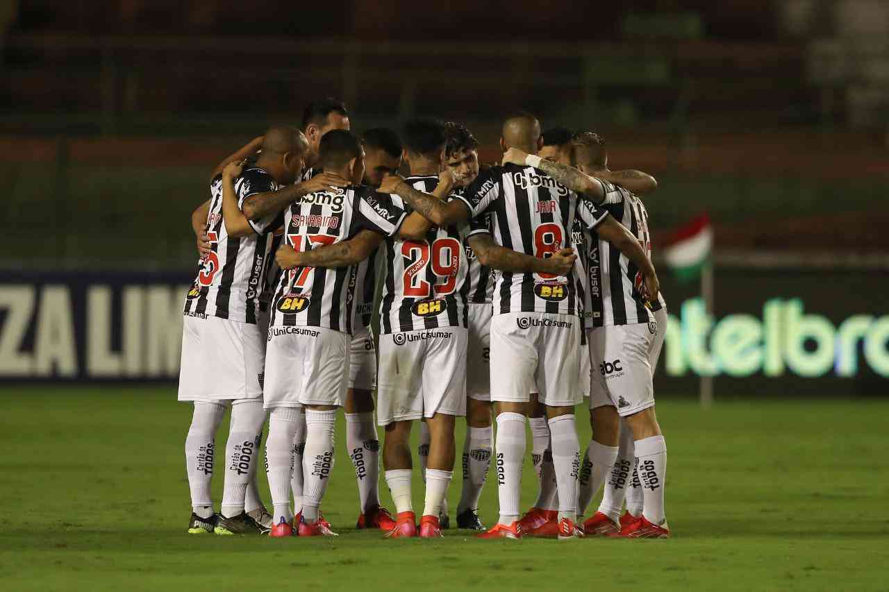 Doentes por Futebol - Deu Galo!