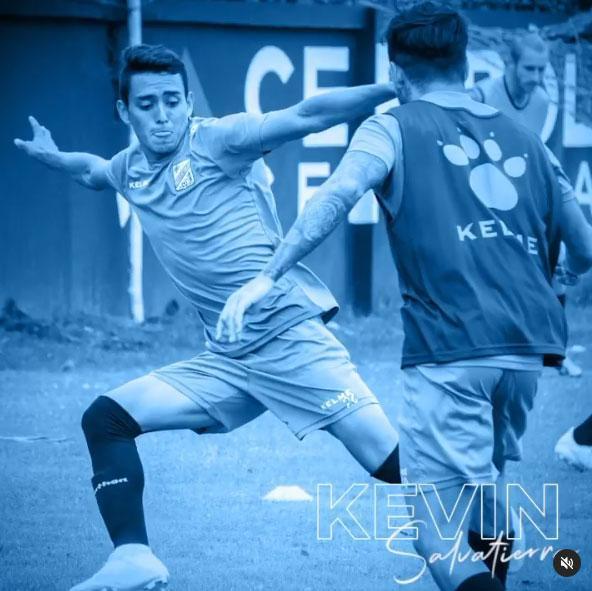 Kevin Salvatierra, atacante (Bolívar, da Bolívia)