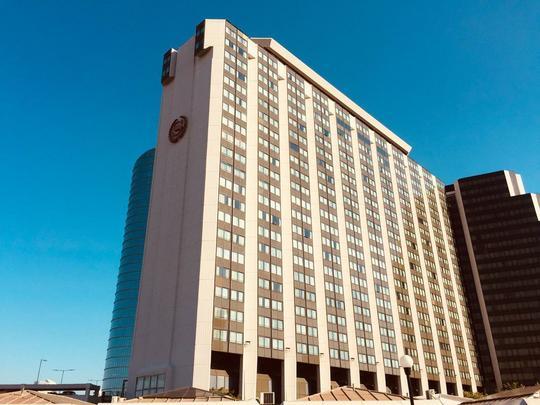 Luxuoso Sheraton Buenos Aires, em ponto nobre da capital argentina, hospeda delegao atleticana