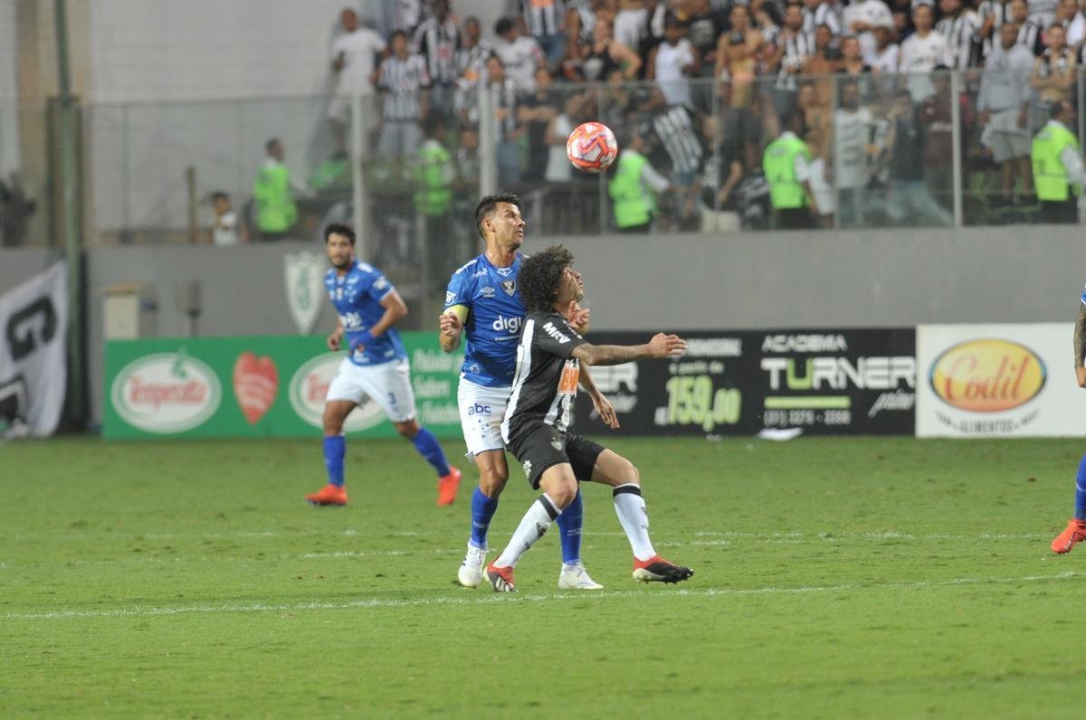 Fotos do segundo tempo do clssico, no Independncia, pela final do Mineiro