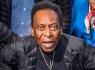 Na UTI, Pelé se recupera de 'maneira satisfatória' e conversa 'ativamente'