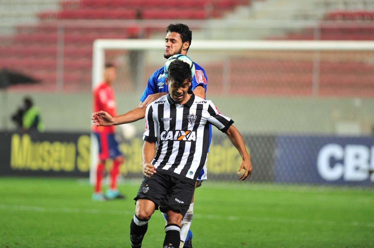 Cruzeiro vence Atltico por 4 a 2 nos pnaltis e conquista a Supercopa Sub-20, no Independncia