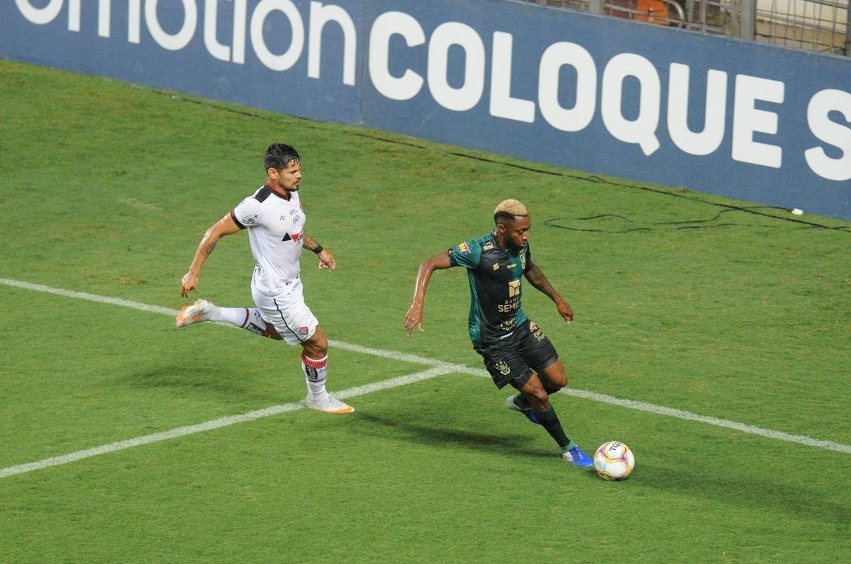 Fotos de Amrica x Vitria, no Independncia, pela 33 rodada