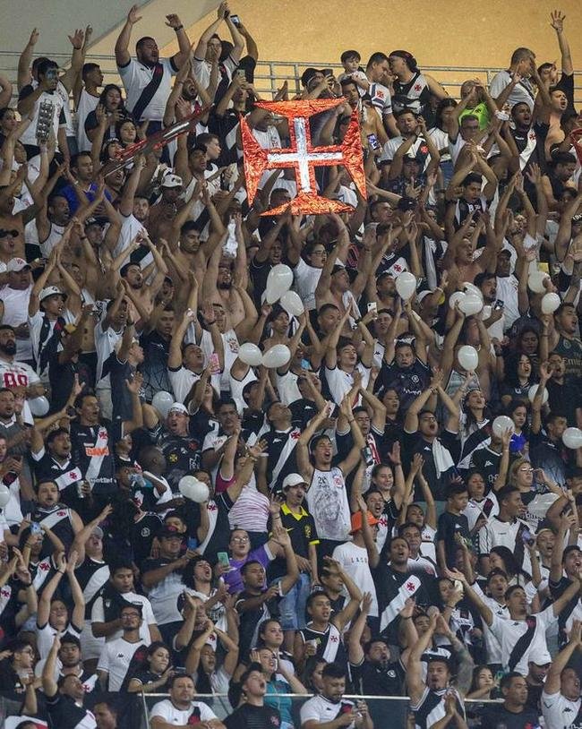1 Guarani 0 x 0 Vasco - 33.048 torcedores, na Arena Amaznia, pela 8 rodada
