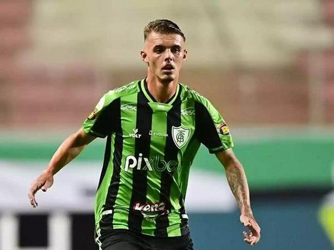 Luan Patrick (zagueiro)