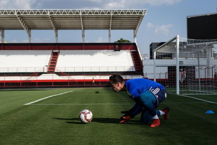 Com atividade no estádio Antônio Accioly, do Atlético-GO, o Cruzeiro encerrou a preparação para enfrentar o Goiás, pela 22ª rodada da Série B. A partida está marcada para 21h30 desta terça-feira, na Serrinha, em Goiânia.