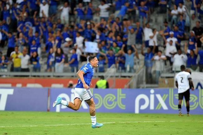 Fotos do jogo de ida da semifinal do Campeonato Mineiro, entre Cruzeiro e Athletic, no Mineiro