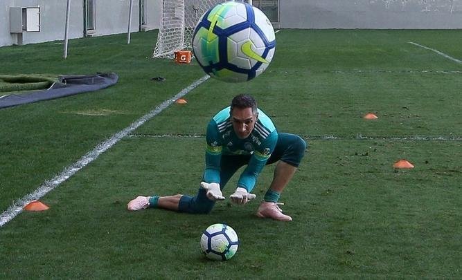 Felipo comandou treino do Palmeiras no Independncia visando ao jogo de quarta, s 21h45, no Mineiro, contra o Cruzeiro, pela semifinal da Copa do Brasil. Time precisa vencer para ir  deciso