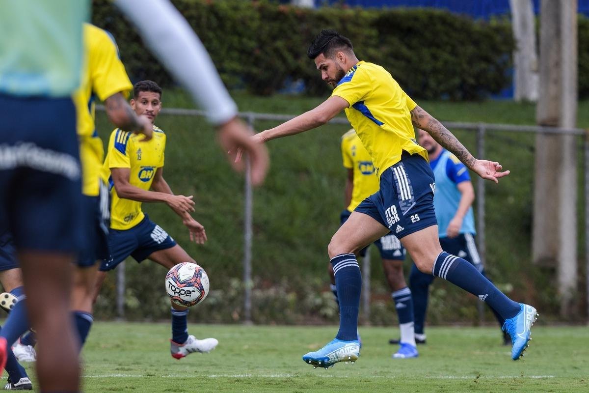 Fotos do treino do Cruzeiro deste domingo (31/10) na Toca II