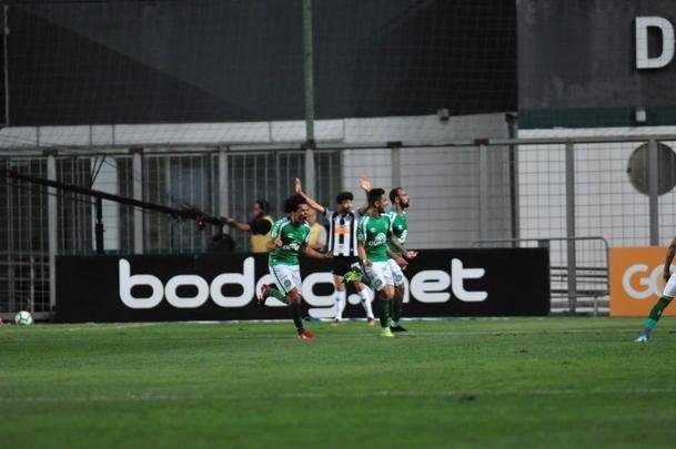 Fotos do jogo entre Atlético e Chapecoense, no Independência, pela 29ª rodada do Campeonato Brasileiro