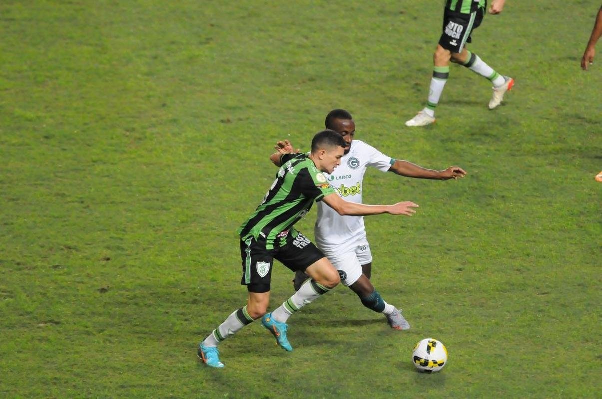 Amrica e Gois se enfrentaram no Independncia, pela 15 rodada da Srie A do Campeonato Brasileiro