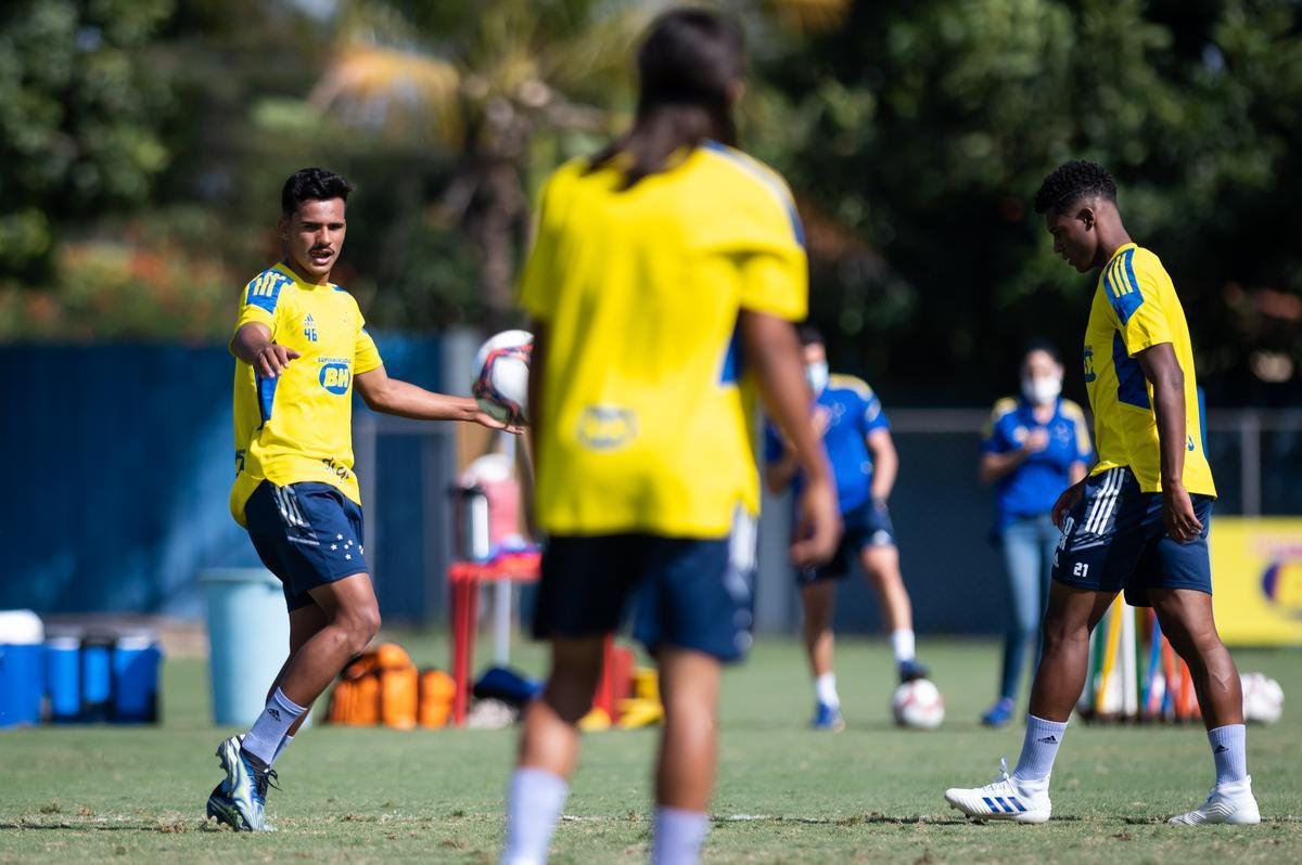 Cruzeiro precisa vencer o Amrica por dois gols de diferena para ir  final do Mineiro 