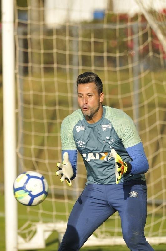 Imagens do treino do Cruzeiro desta quinta-feira, 12 de julho, na Toca da Raposa II