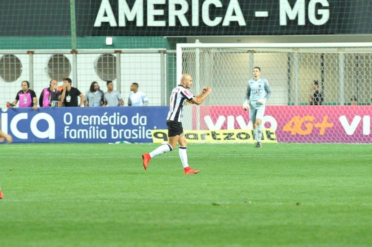 Galo recebeu o Atltico Goianiense, no Independncia, pela 33 rodada do Campeonato Brasileiro