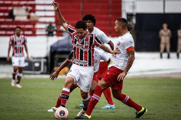 Equipes se enfrentaram pela sétima rodada do Campeonato Pernambucano no estádio do Arruda