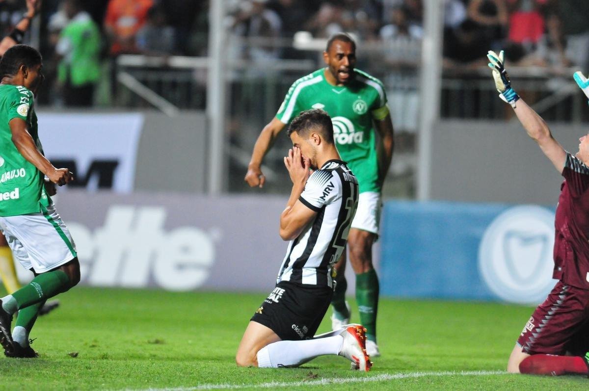 Fotos do jogo entre Atltico e Chapecoense, no Independncia, pela 29 rodada do Campeonato Brasileiro