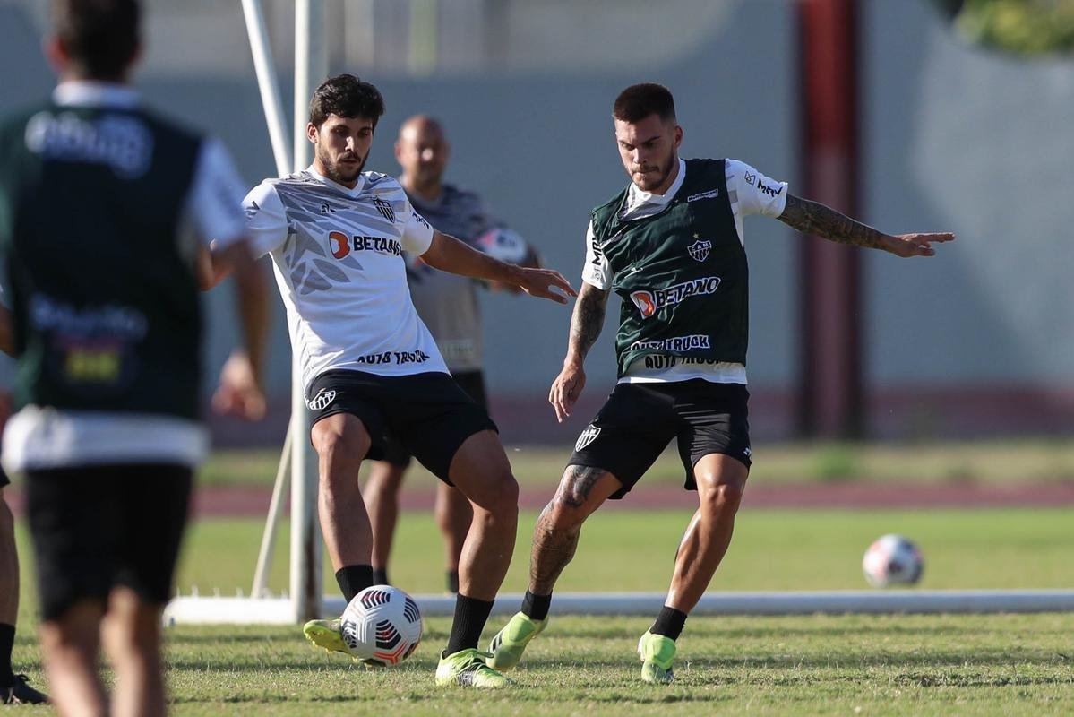 Atlético teve atividade no Estádio Olímpico Brígido Iriarte, em Caracas, antes da estreia na Libertadores