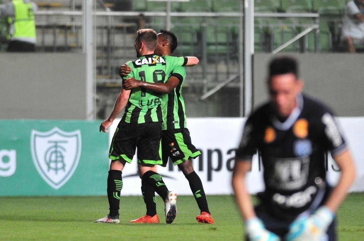 Fotos de Amrica x Caldense, no Independncia, pela 10 rodada do Campeonato Mineiro (Ramon Lisboa/EM D.A Press)