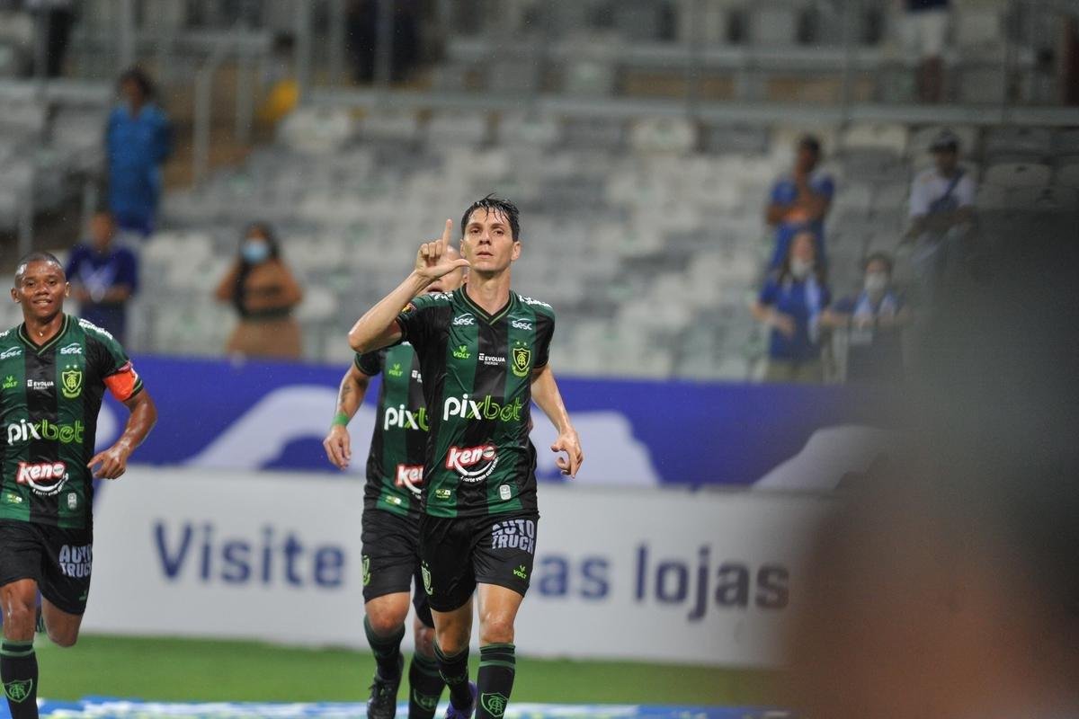 Fotos do cl�ssico entre Cruzeiro e Am�rica, no Mineir�o, em BH, pela 3� rodada do Campeonato Mineiro