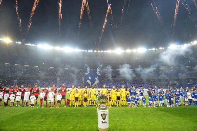 Fotos da grande deciso da Copa do Brasil entre Cruzeiro e Flamengo, no Mineiro