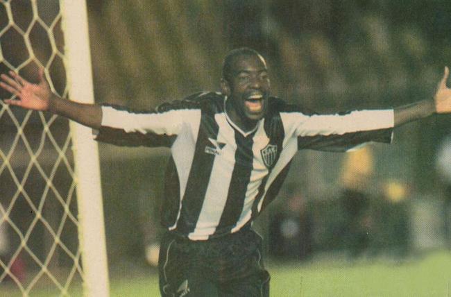 Quem é Bremer, zagueiro brasileiro eleito melhor defensor do Italiano - Placar - O futebol sem barreiras para você