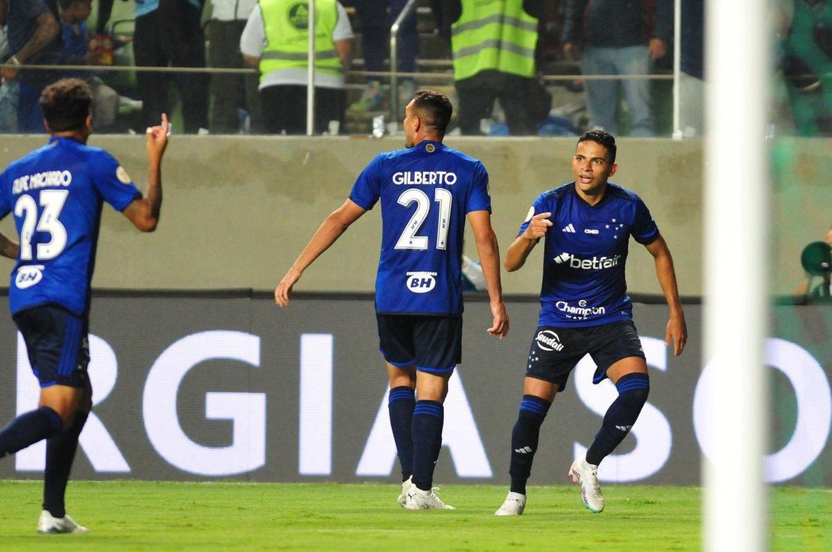 Grmio x Cruzeiro: fotos do jogo pela segunda rodada do Campeonato Brasileiro, neste sbado (22/4), no Independncia