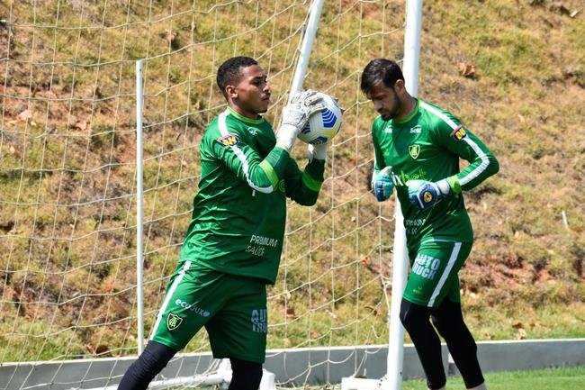 Fotos do treino do Am�rica no CT Lanna Drumond nesta sexta-feira (01/10)