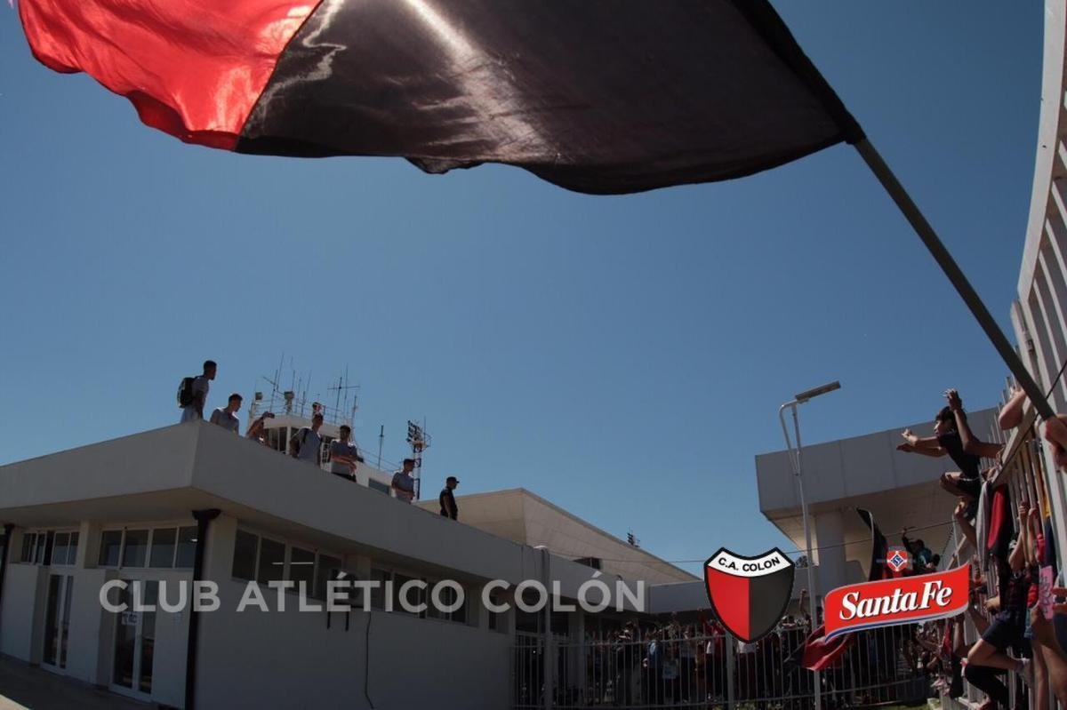 Brasileiros e argentinos se enfrentam nesta quinta-feira, s 21h30, no Mineiro