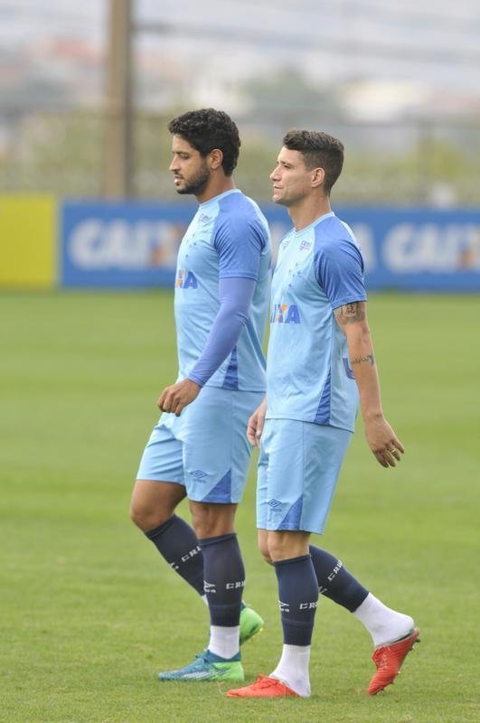 Imagens do treino do Cruzeiro antes do segundo duelo da final da Copa do Brasil, contra o Corinthians, em So Paulo