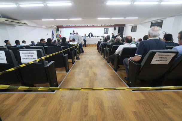 Conselho Deliberativo coral realizou primeira sessão para discutir versão do estatuto que será levada à votação, em assembleia geral