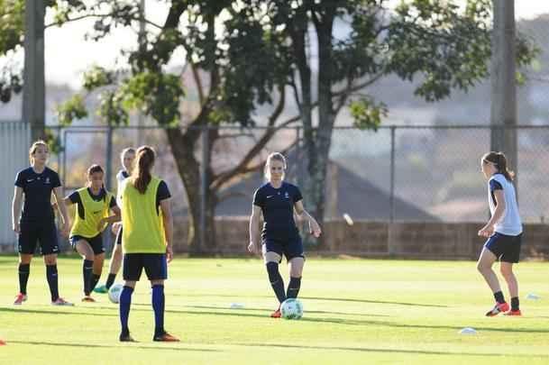 Imagens do treinamento da Seleo Francesa na Toca da Raposa II, em Belo Horizonte