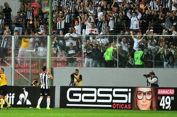 Atltico e Fluminense se enfrentaram no Independncia pelo Campeonato Brasileiro