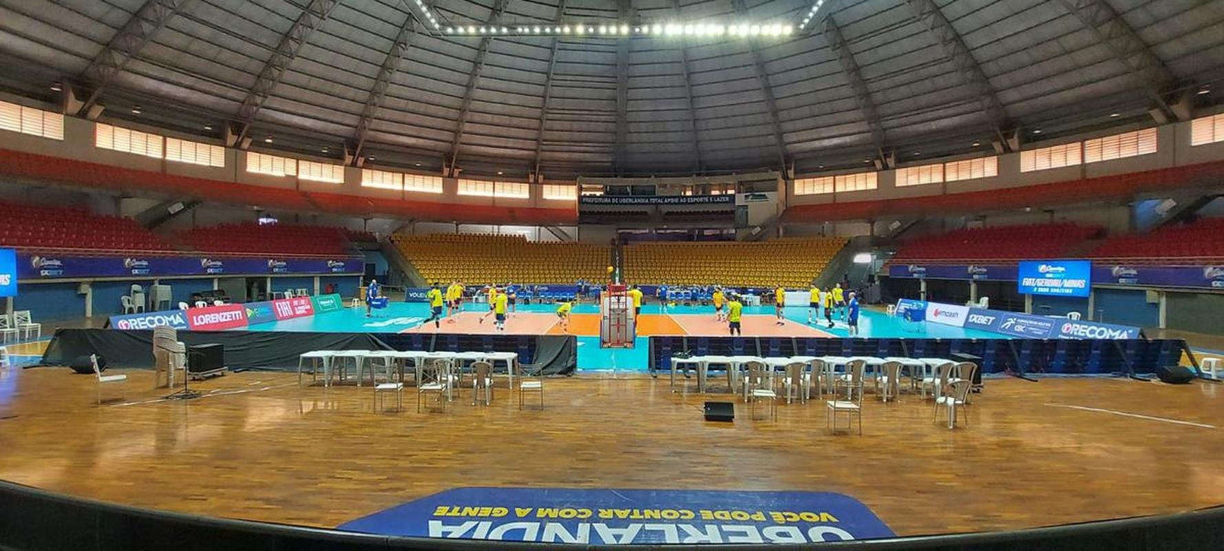 Cruzeiro treina no Sabiazinho, em Uberlndia, antes da deciso contra o Minas na Superliga Masculina