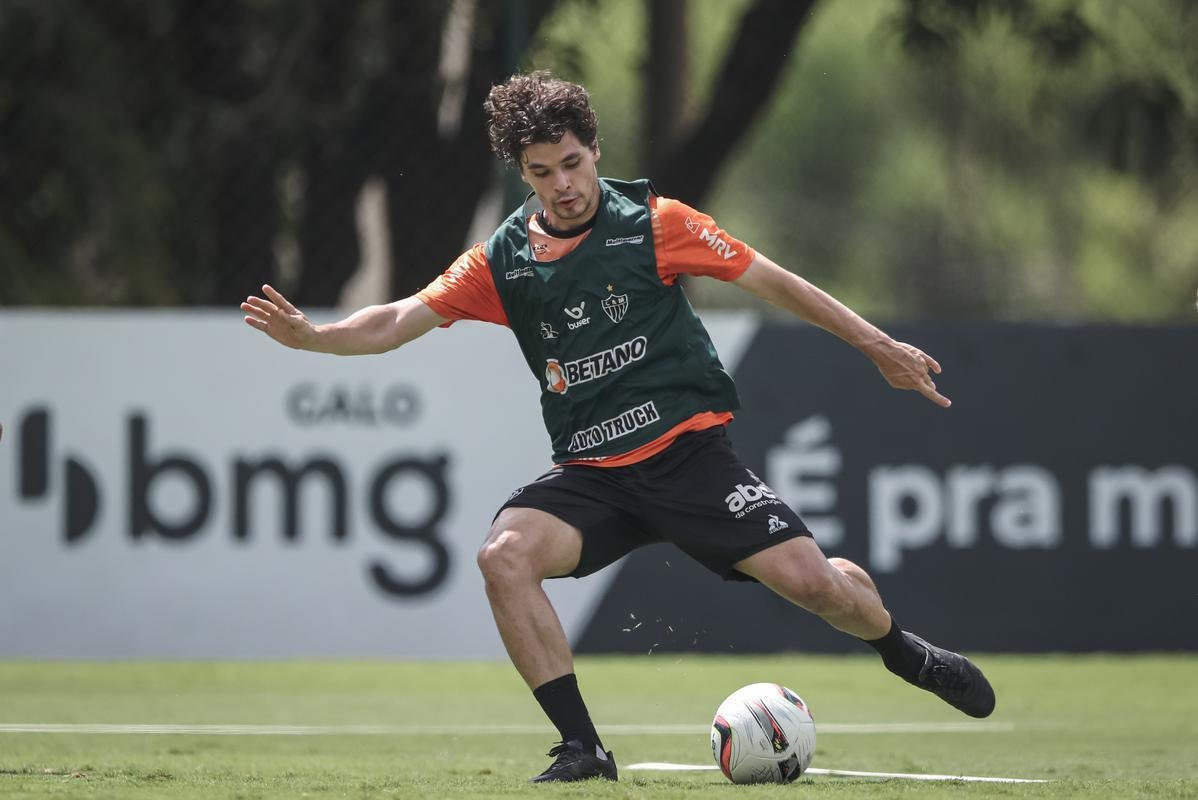 Fotos do treino do Atltico nesta quinta-feira na Cidade do Galo