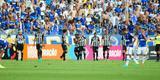 Clayton abriu o placar para o Atltico aos 30 minutos, com arremate de cabea