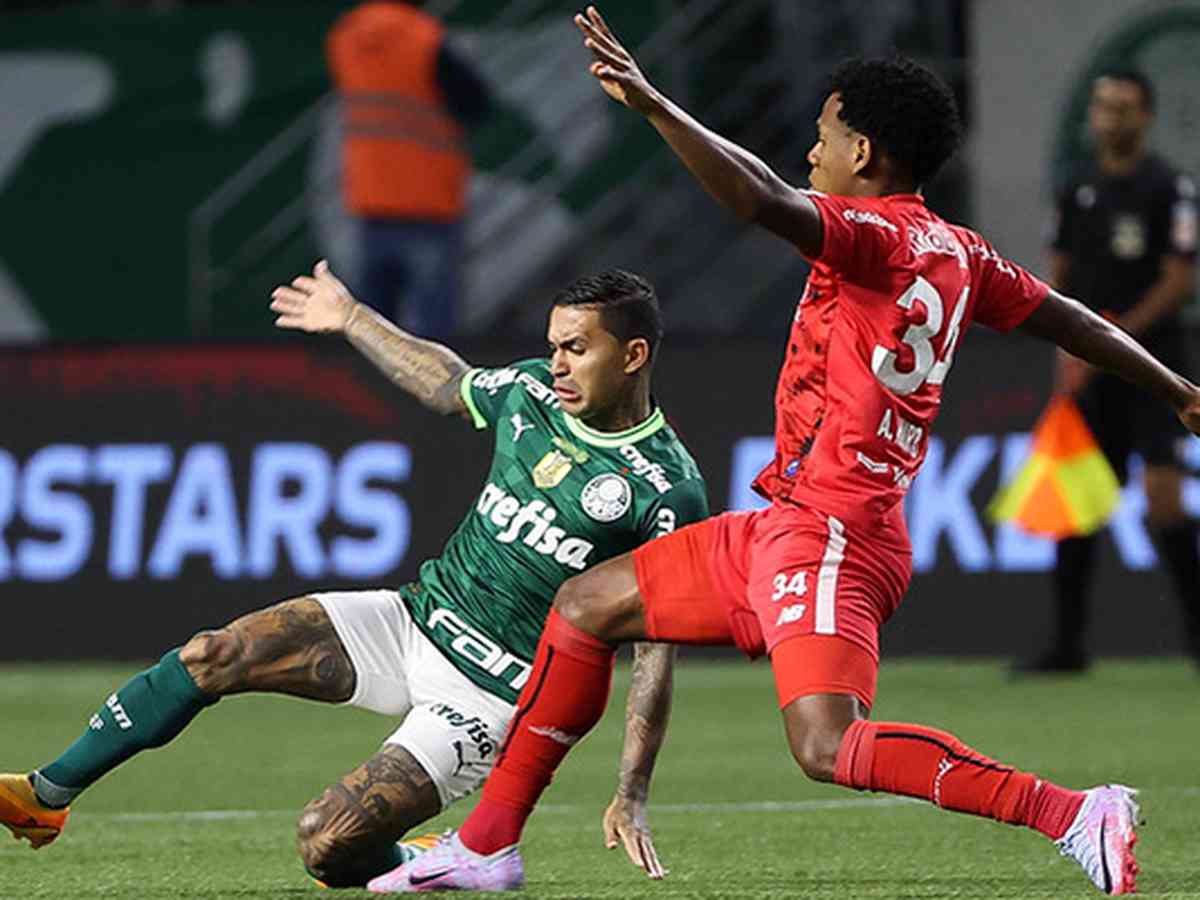 Palmeiras Online - Fim de jogo. Palmeiras empata com o rival em 2 a 2.